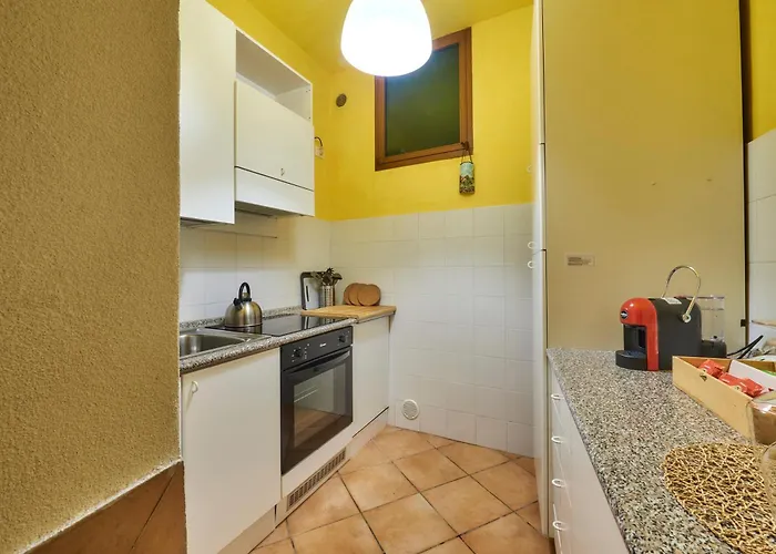 Casa “la Contrada” *