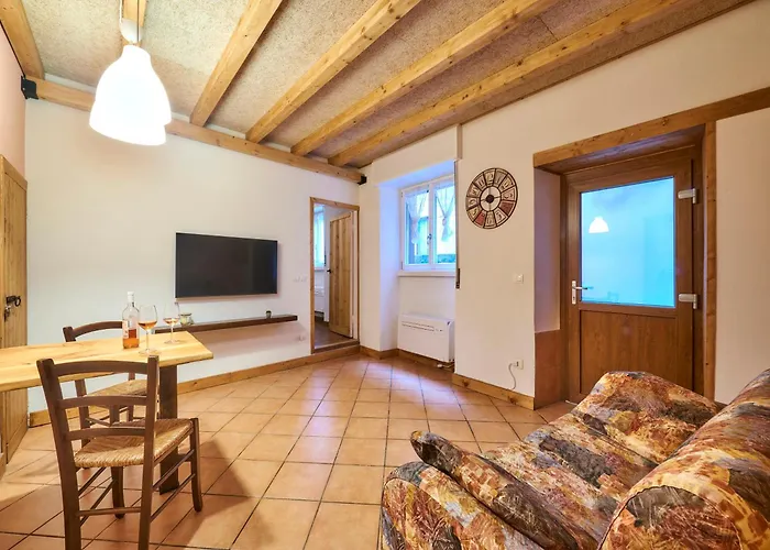 Дом отдыха Casa “la Contrada” Варенна